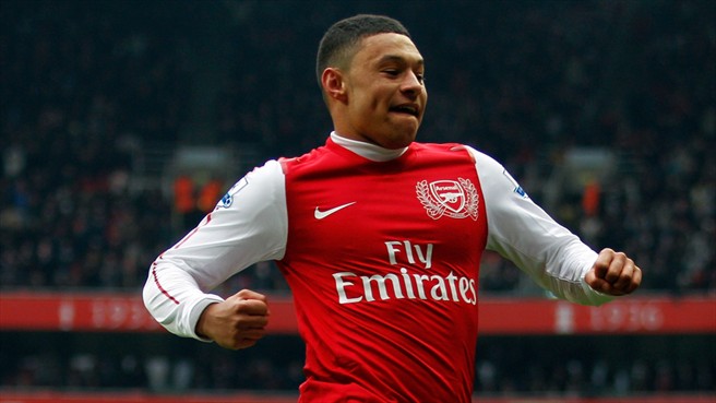 Окслейд-Чембърлейн: Важно е да започнем да печелим трофеи