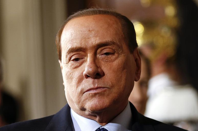 Осъдиха Берлускони на една година общественополезен труд