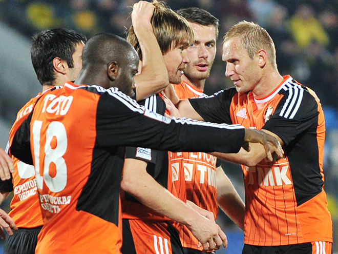 Амкар Перм - Урал 0:2 