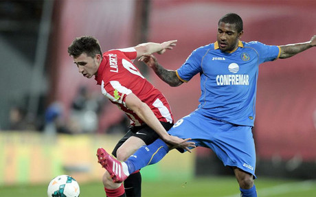 Барса е готов да заплати 36 милиона за 19-годишен защитник