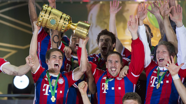 Награждаването на Байерн с Купата на Германия 