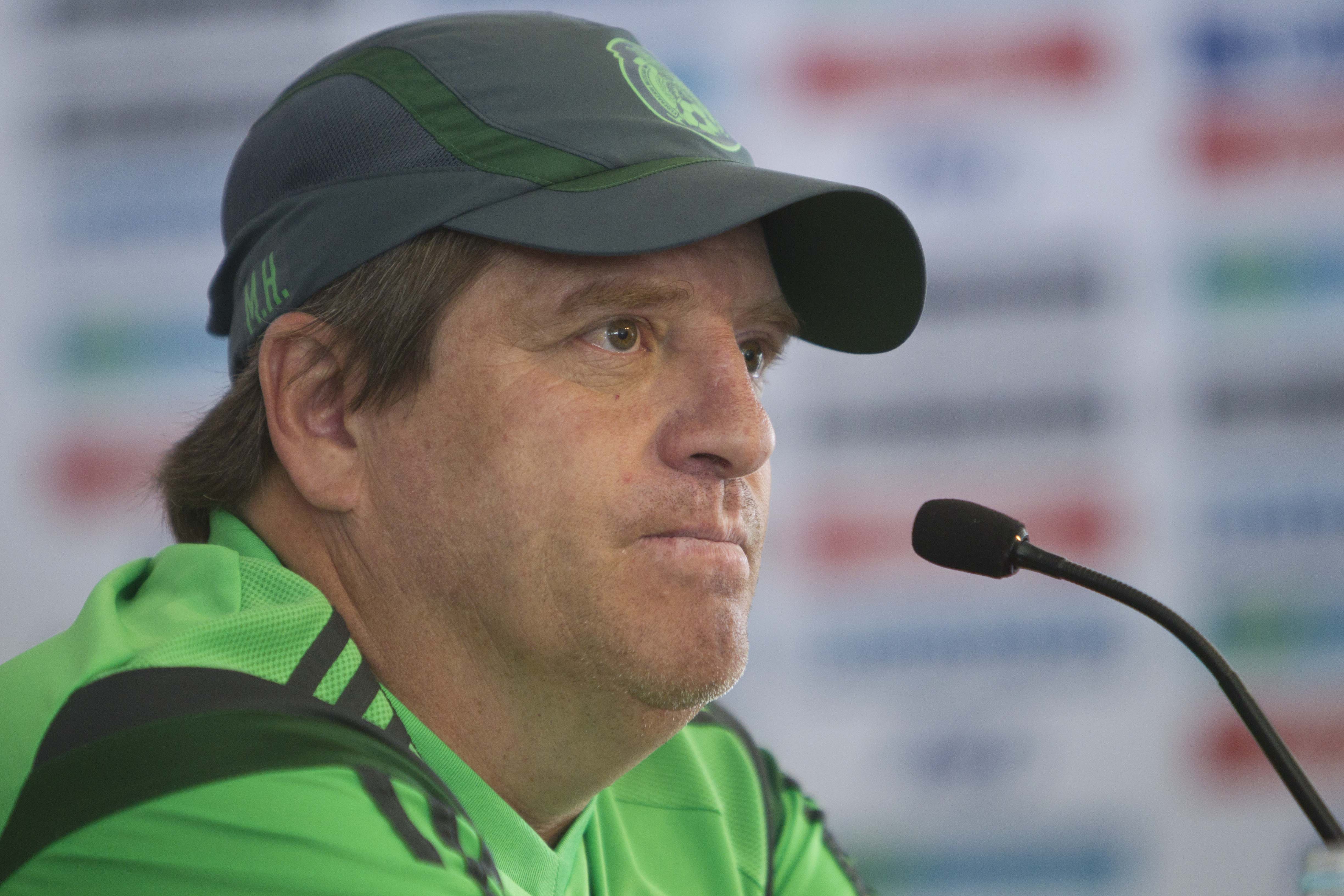 Националите на Мексико остават без алкохол, никотин и секс