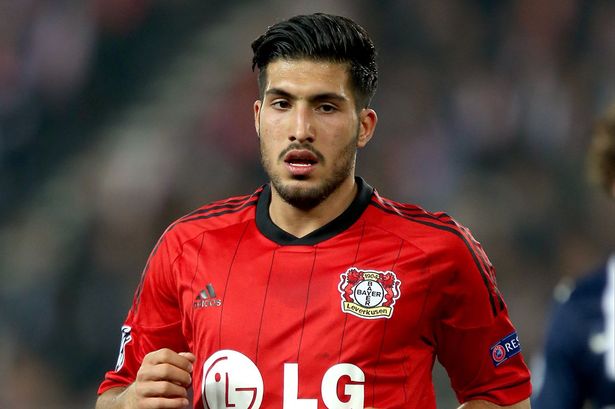 Ливърпул продължава преговорите за Емре Чан