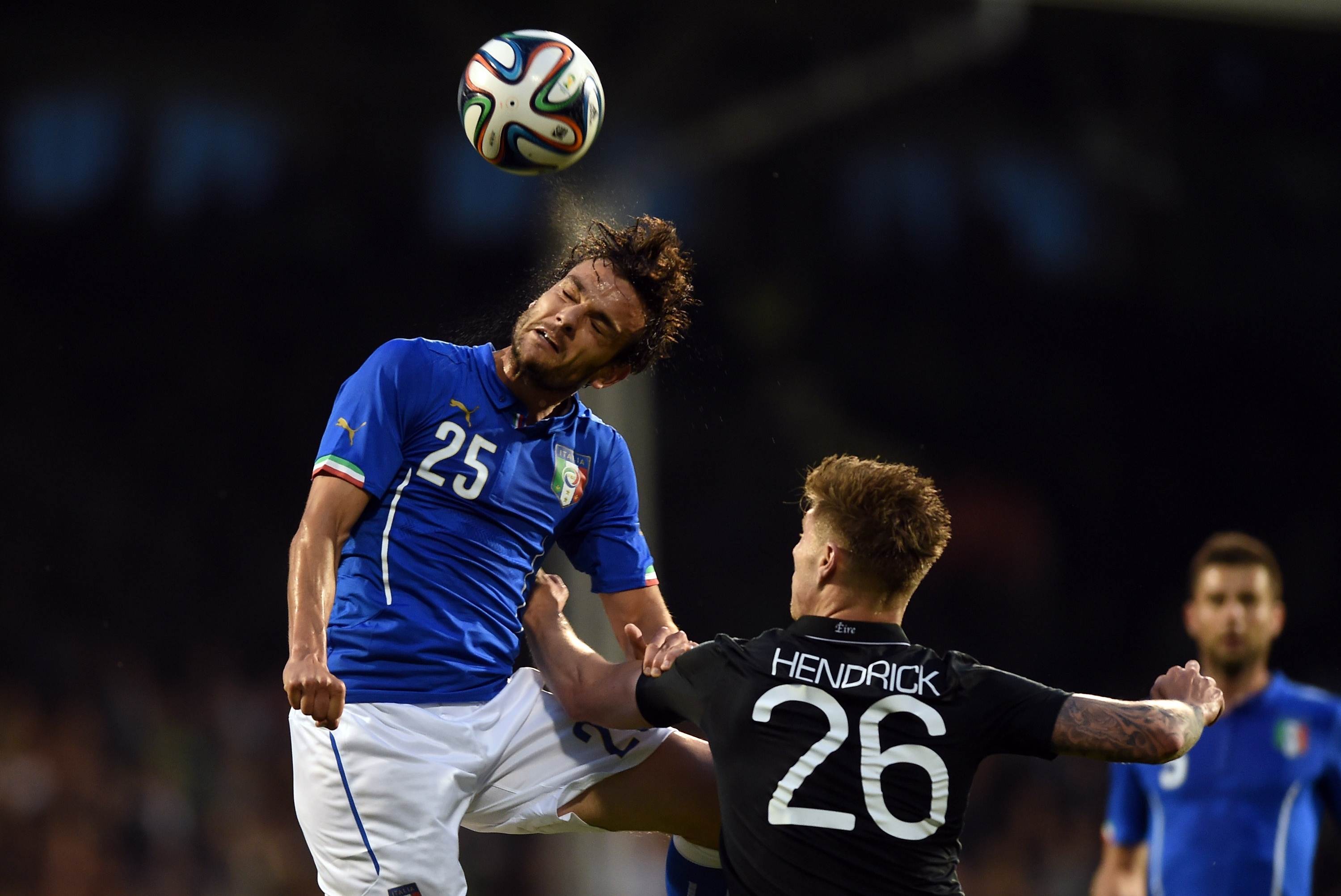 Италия - Ейре 0:0 