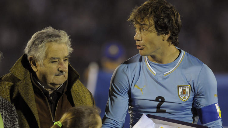 Уругвай - Словения 2:0 