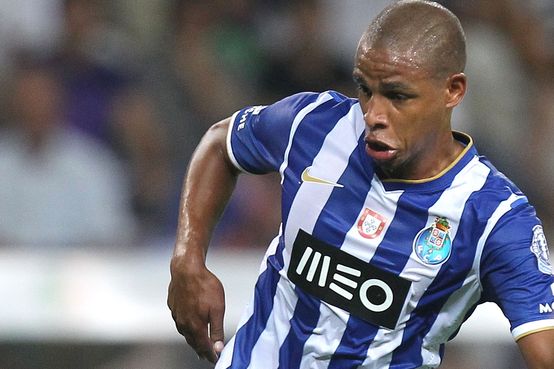 Порто се договори със Сити за трансфера на Фернандо