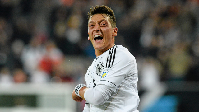 Йозил: Няма да играем за равен