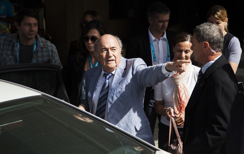 Министър: Наказанието на Суарес прилича на затвор