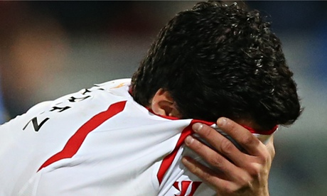 ФИФА: Суарес може да преминава медицински прегледи в друг клуб