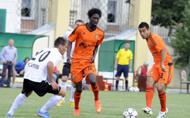 Литекс - Верис 3:0 