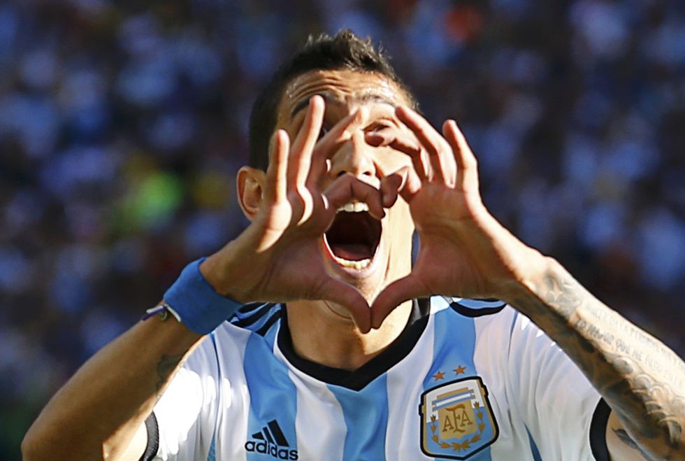 ПСЖ взема Ди Мария със схема, заобикаляща ограниченията на УЕФА