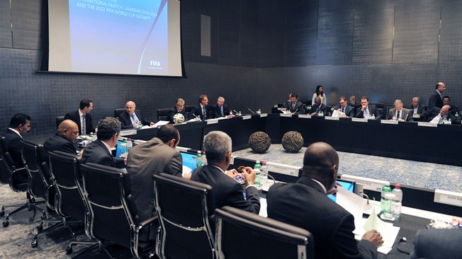 ФИФА разглежда три варианта за провеждане на Мондиал 2022