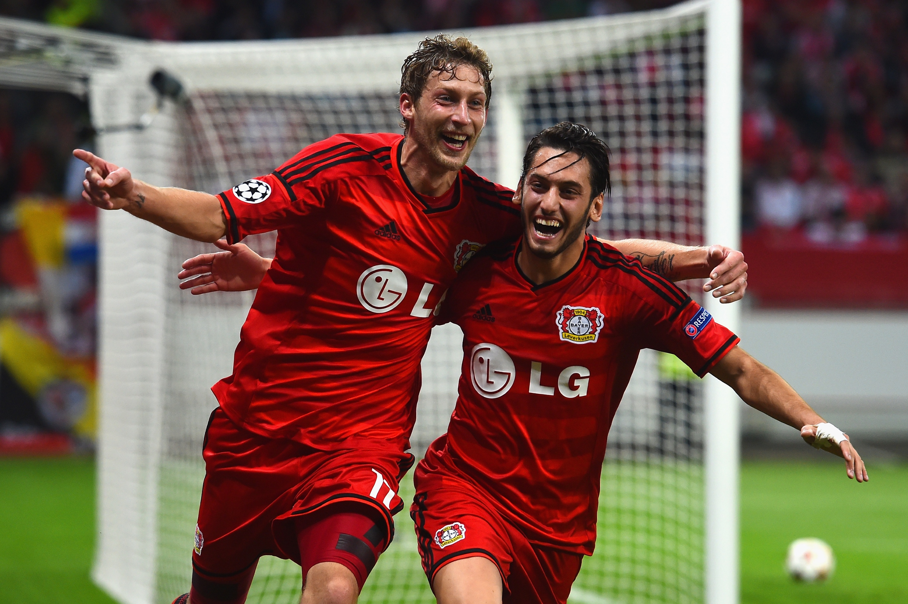 Байер Леверкузен - Бенфика 3:1 