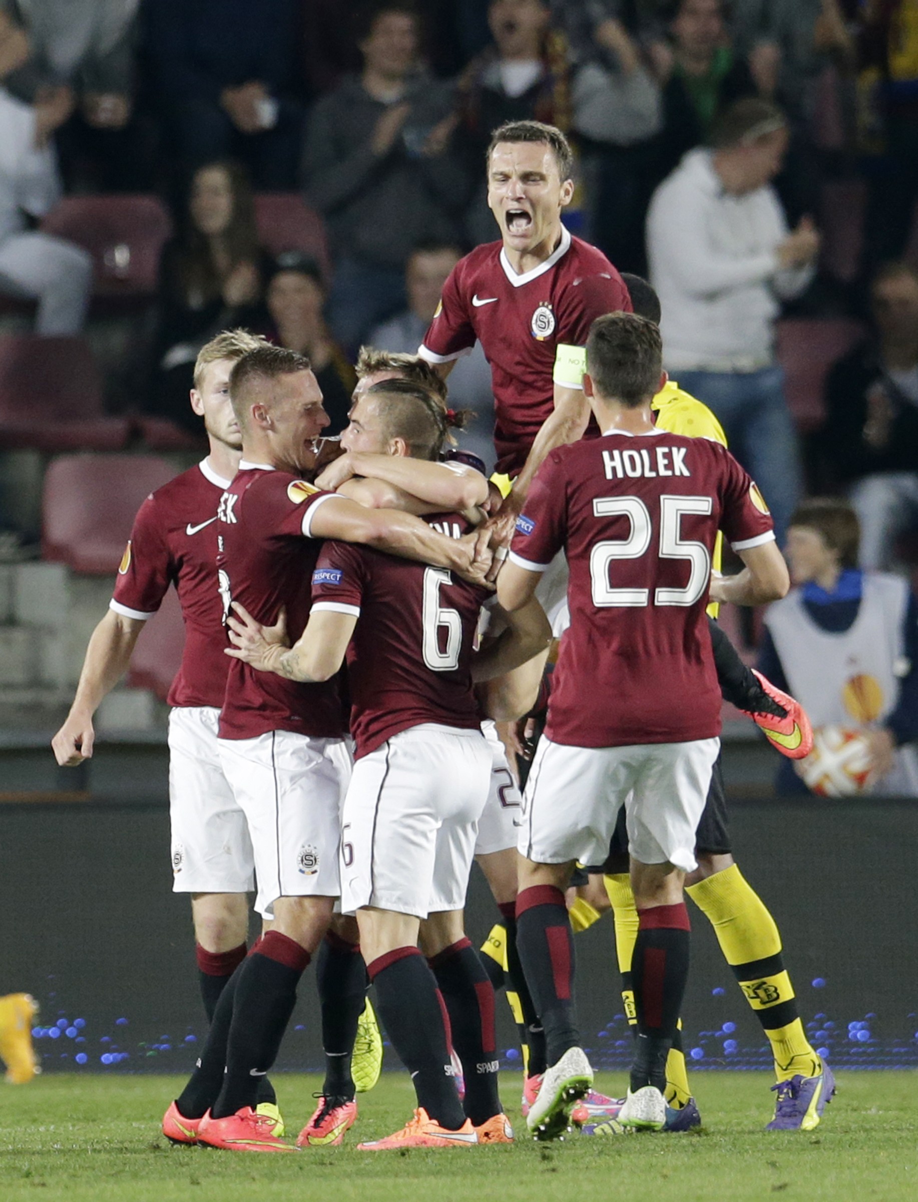 Спарта Прага - Йънг Бойс 3:1 