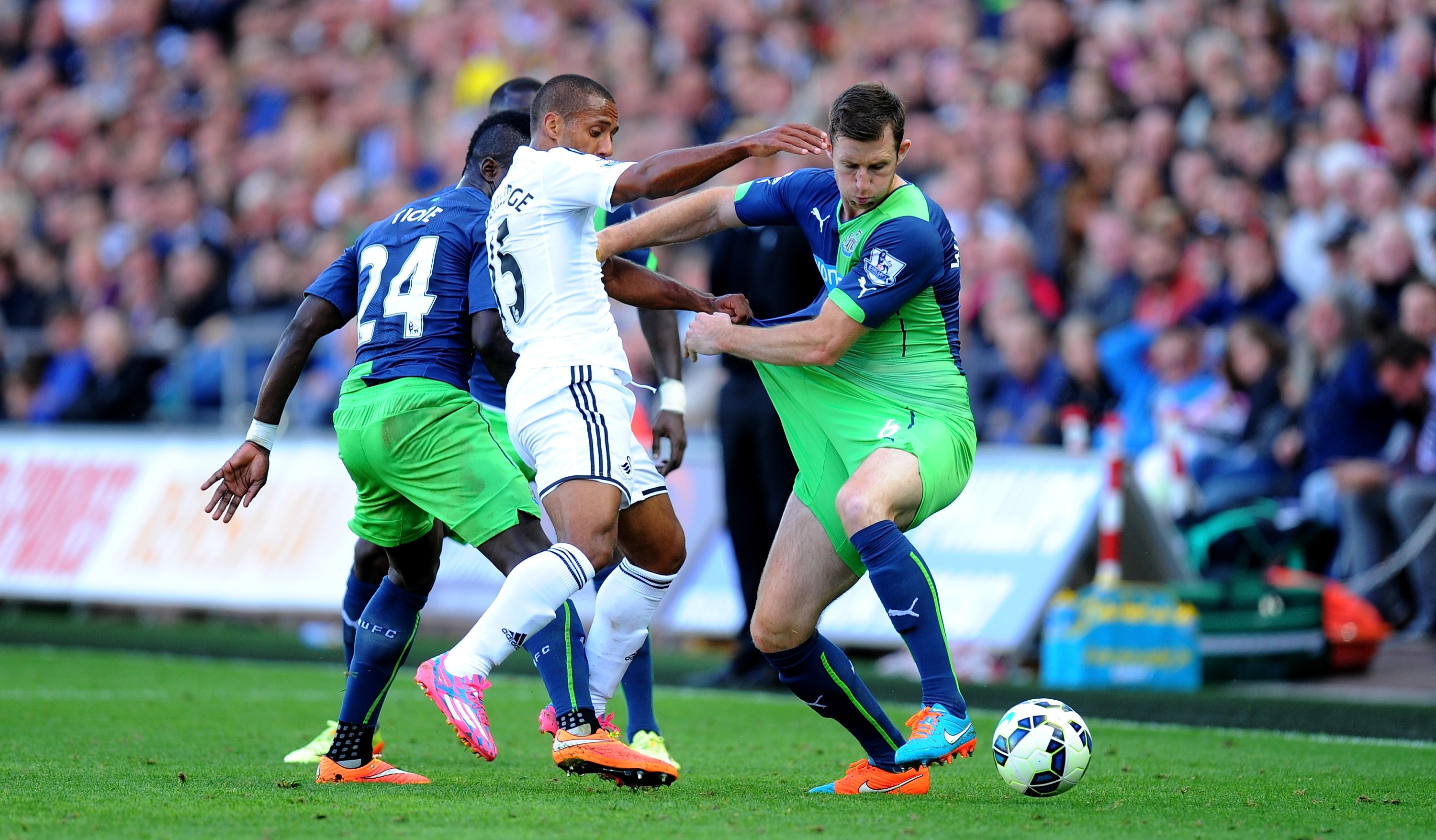 Суонзи Сити - Нюкасъл 2:2 