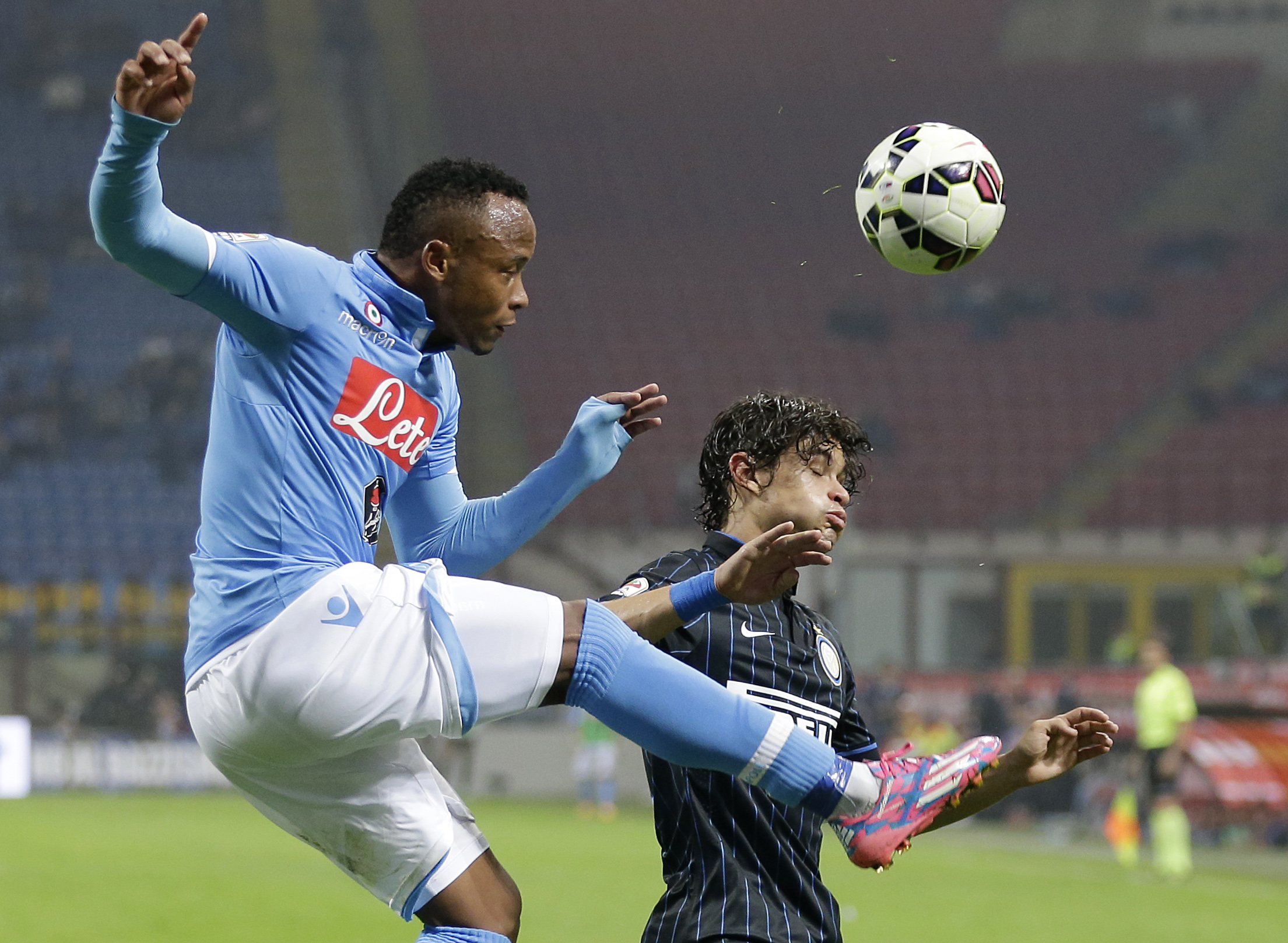 Интер - Наполи 2:2 