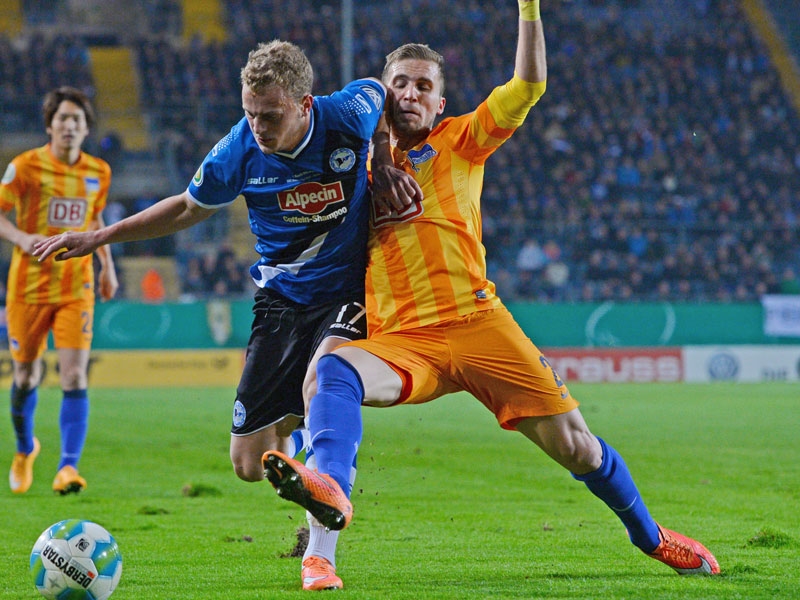 Арминия Билефелд - Херта 0:0 (4:2 след дузпи) 