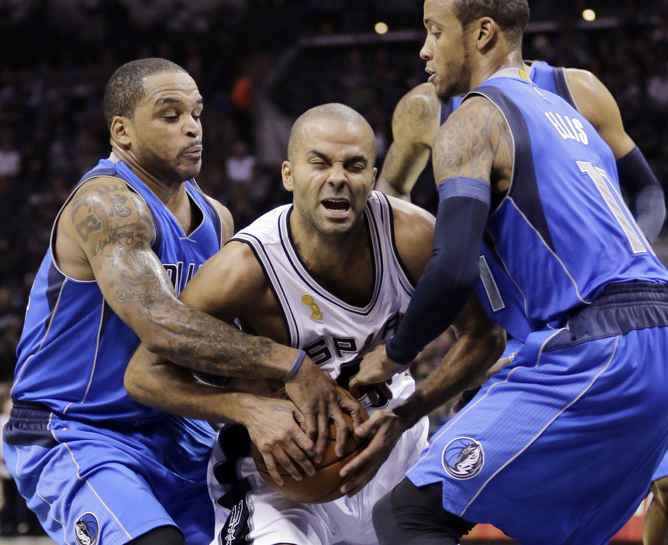 Далас Маверикс - Сан Антонио Спърс 100:101 