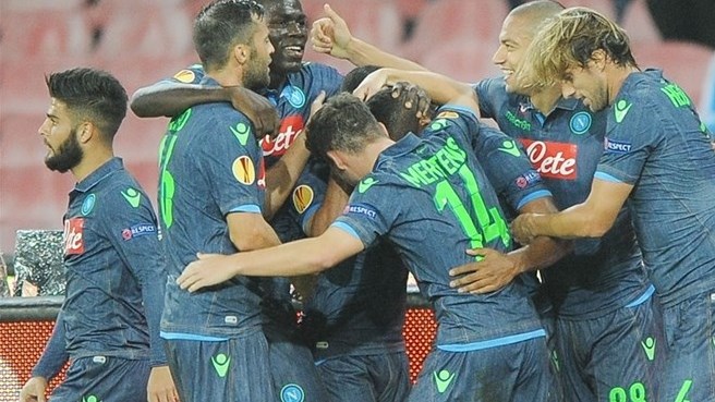 Наполи - Йънг Бойс 3:0 