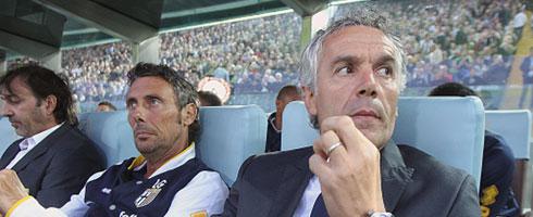 Донадони остава начело на Парма