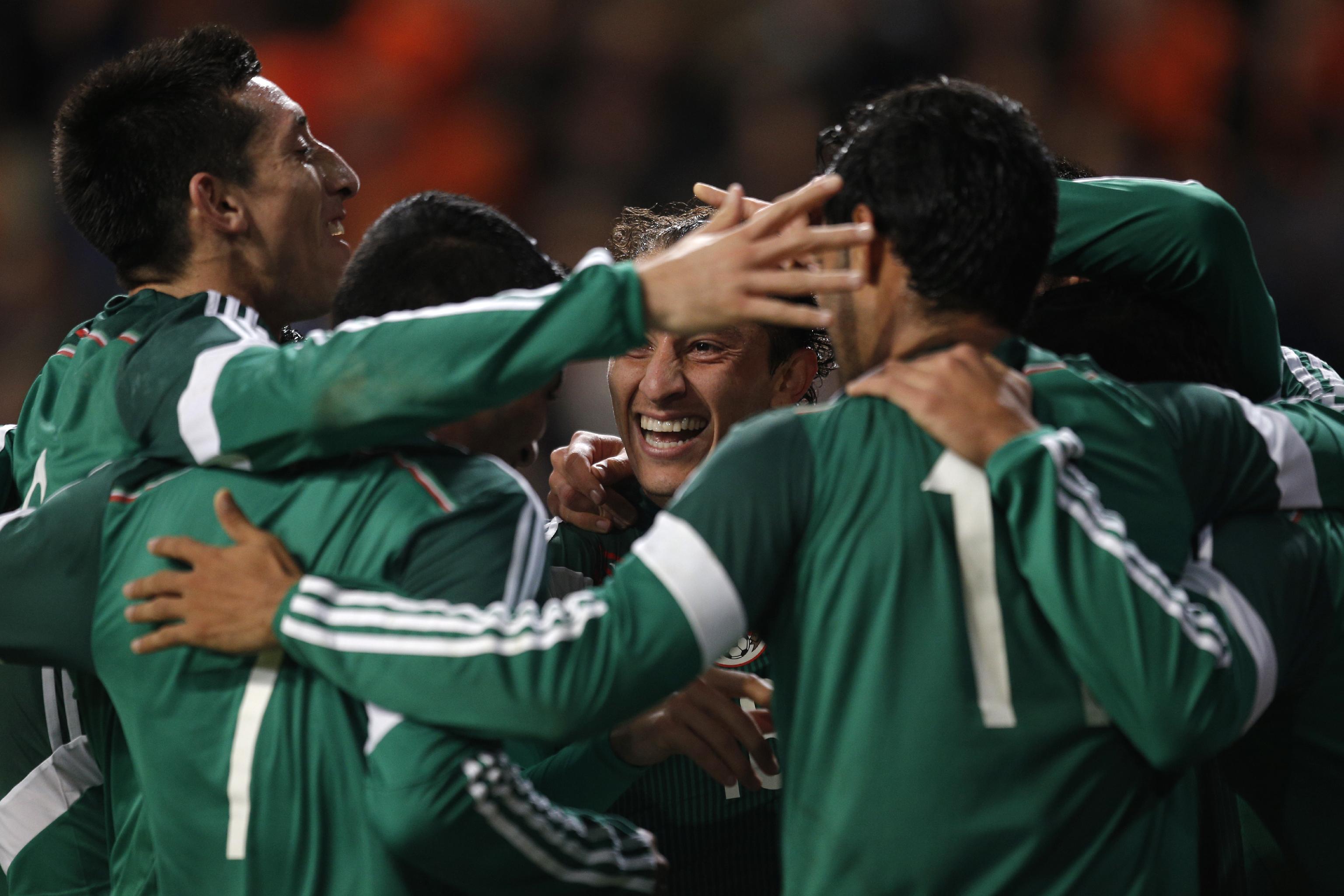 Холандия - Мексико 2:3 