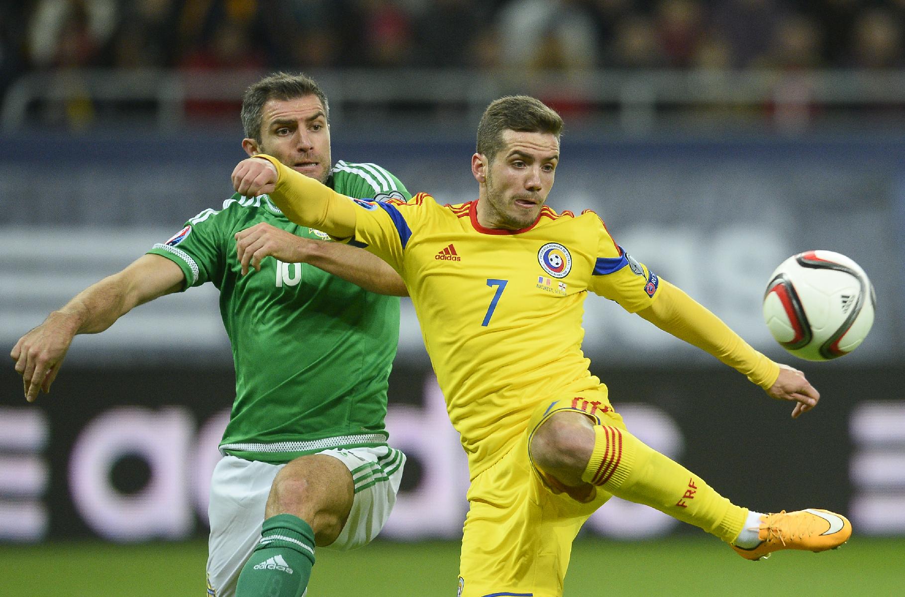 Румъния - Северна Ирландия 2:0 