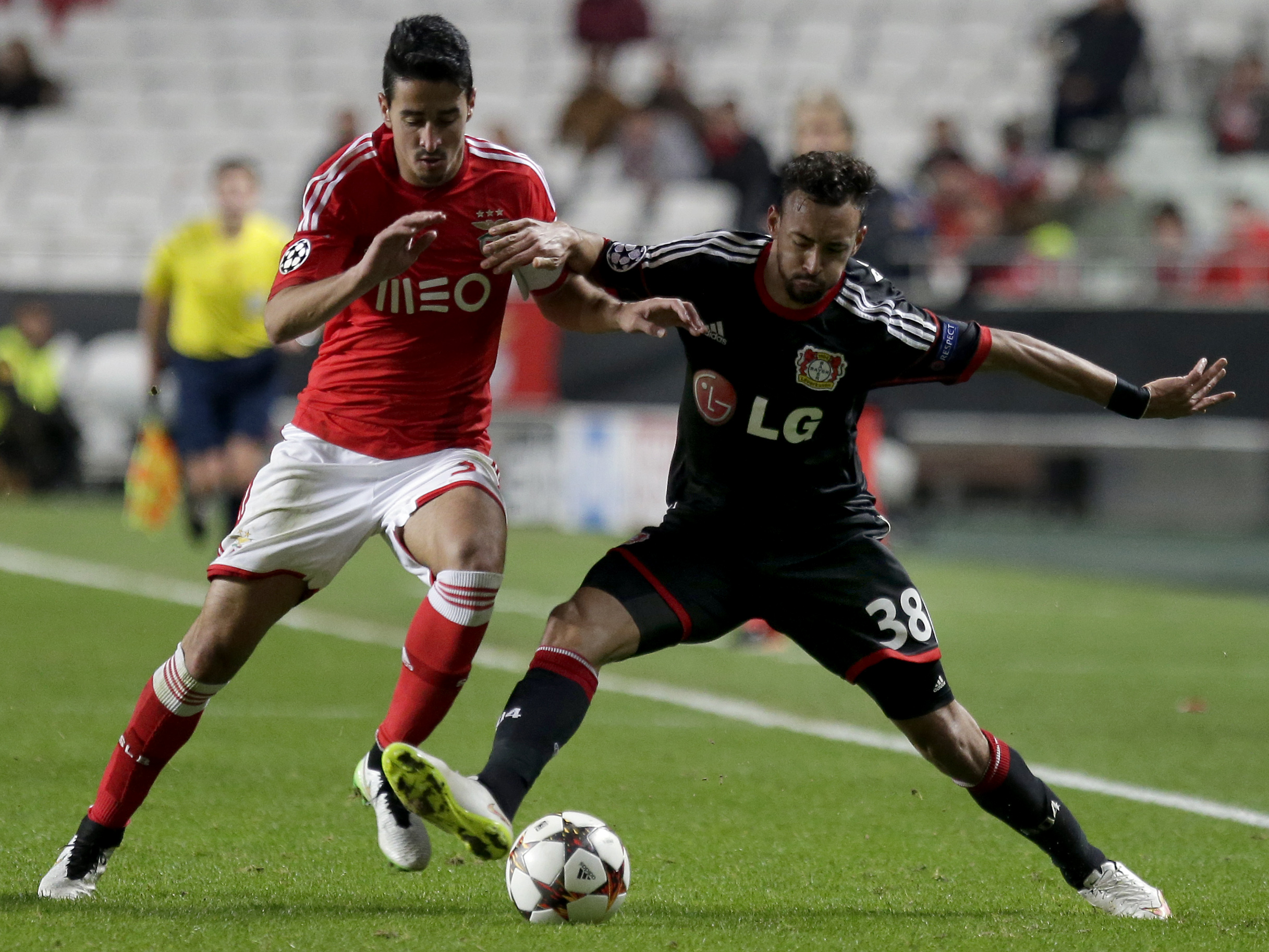 Бенфика - Байер Леверкузен 0:0 