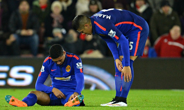 Смолинг ще отсъства две седмици