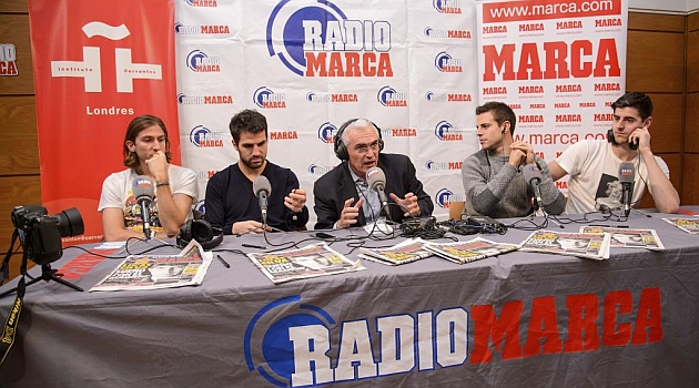 Фабрегас: През този сезон Барса е Меси и още десет човека