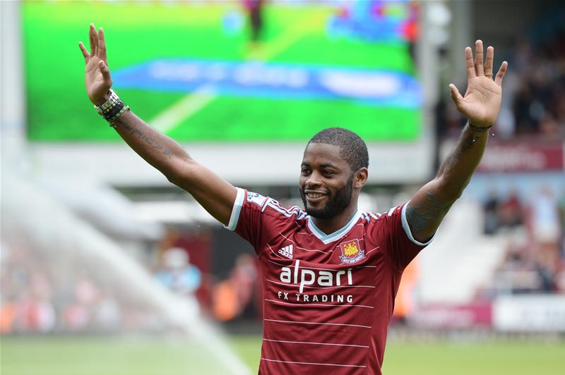 Сонг: Исках да се върна в Арсенал, но от клуба отказаха