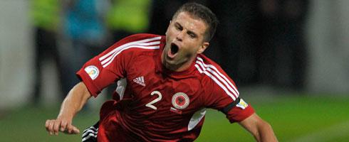 Парма подписа с гръцки национал