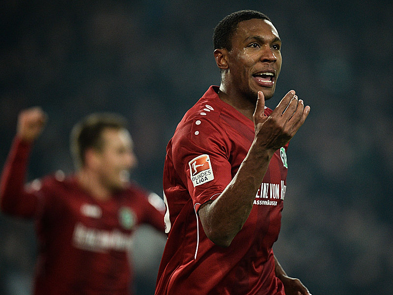 Хановер 96 - Падерборн 1:2 