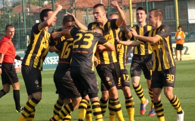 Ботев Пловдив - Марек 3:0 