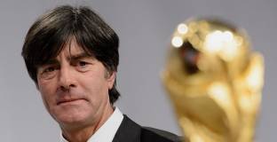 Льов въвел вечерен час за футболистите