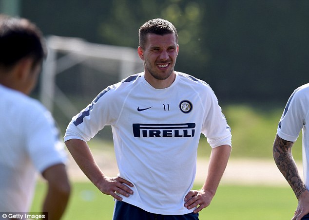 Манчини: Подолски иска да се върне в Арсенал