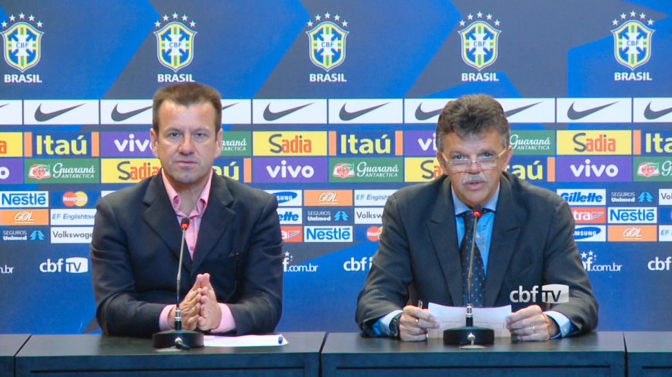 Дунга добави Кака в разширения за Копа Америка