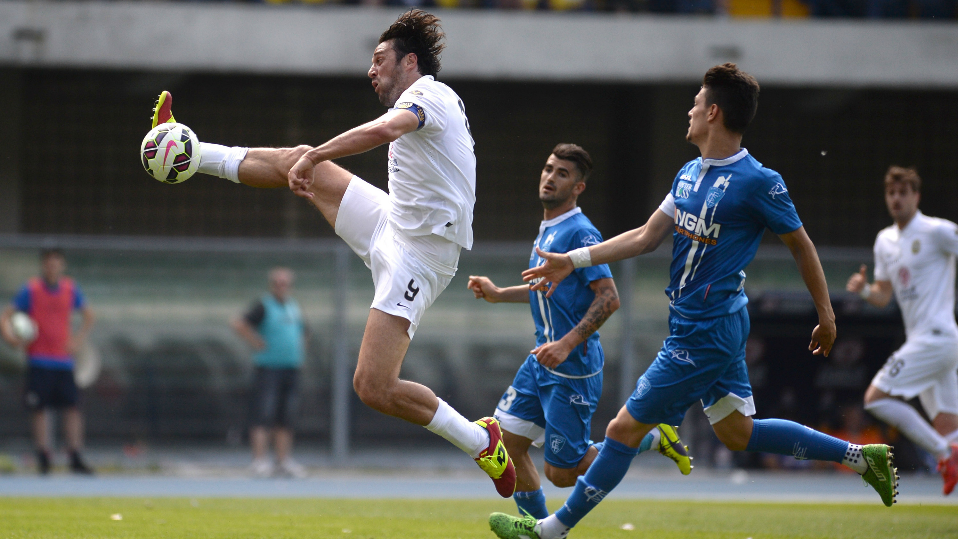 Верона - Емполи 2:1 