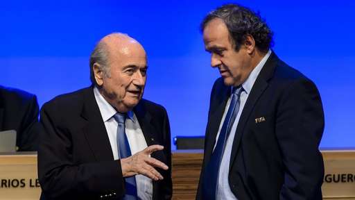 УЕФА може да напусне ФИФА, ако Блатер остане президент