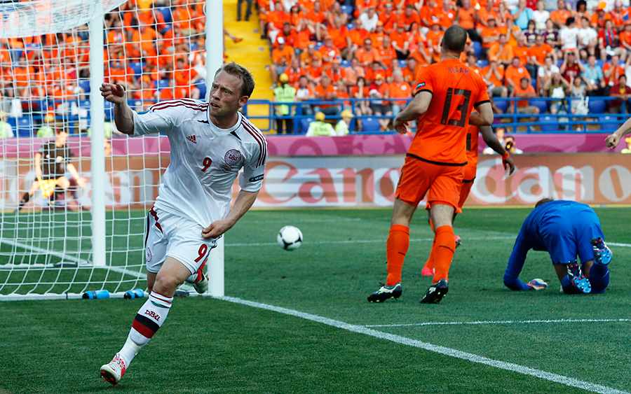 Севиля подписа с Крон-Дели