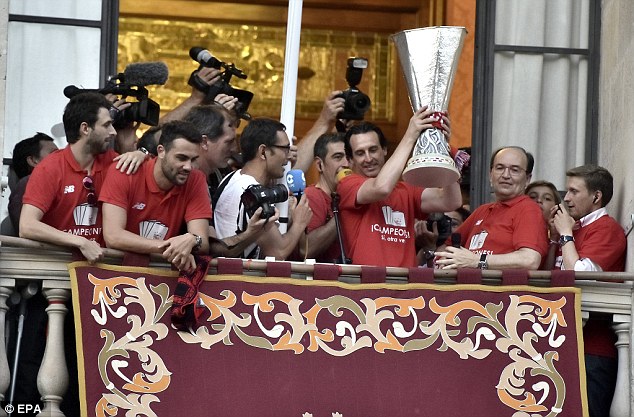 Севиля уреди контроли преди финала за Суперкупата на Европа