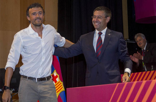 Луис Енрике удължи договора си с Барселона 
