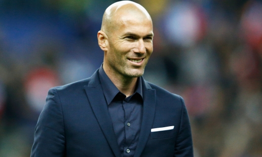 Ветераните на Пуул и Реал се срещат в благотворителен мач