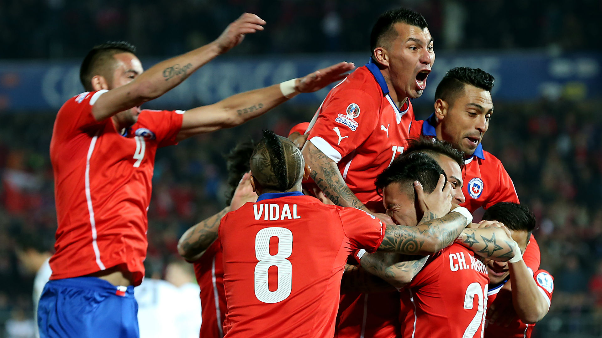 Чили унищожи Боливия 