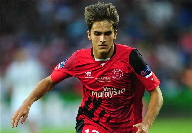 Барса и Севиля продължават преговорите за Денис Суарес