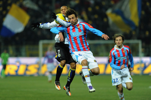 Федерацията на Италия се зае със скандала в Катания 