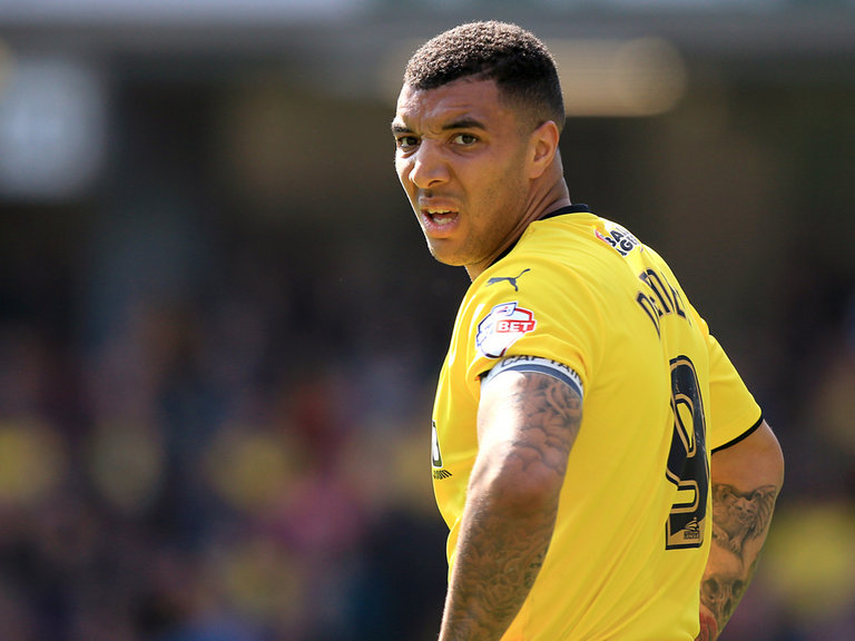 Уотфорд задържа звездата си с петгодишен договор 