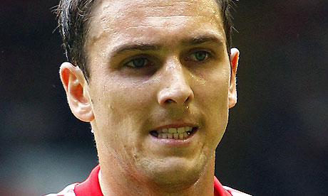 Даунинг се връща в Боро