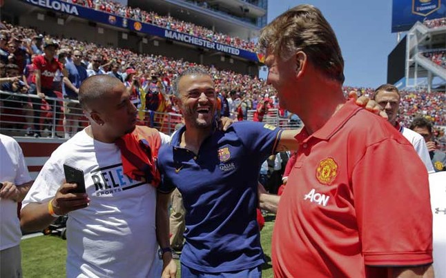 Енрике: Ван Гаал може да изведе Юнайтед до требъл 