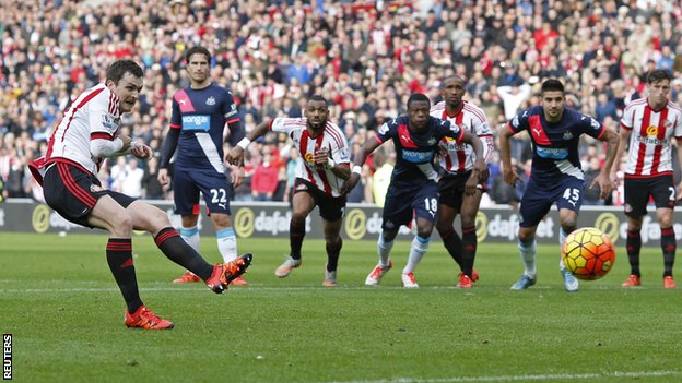 Съндърланд - Нюкасъл 3:0 