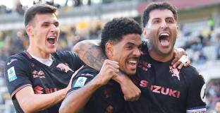 Торино - Дженоа 2:1 